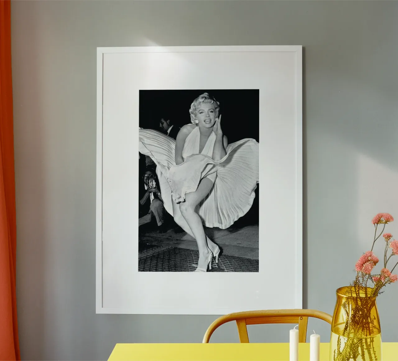 La posa di Marilyn Monroe poster da April Lewis
