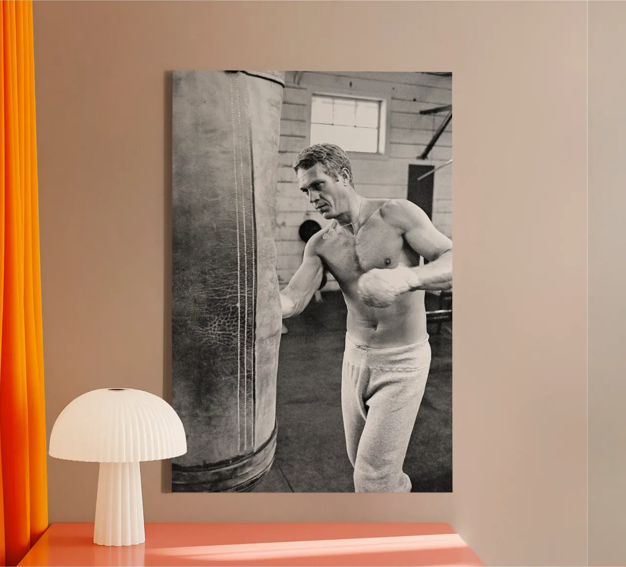Steve McQueen pugilato tela con Cornice a cassetta da April Lewis