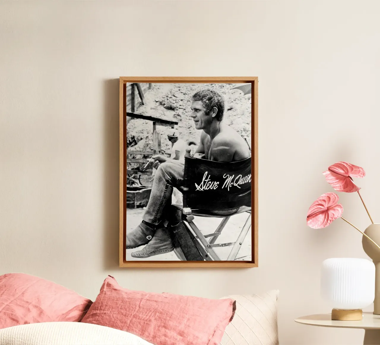 Steve McQueen sulla sedia del regista tela con Cornice a cassetta da April Lewis