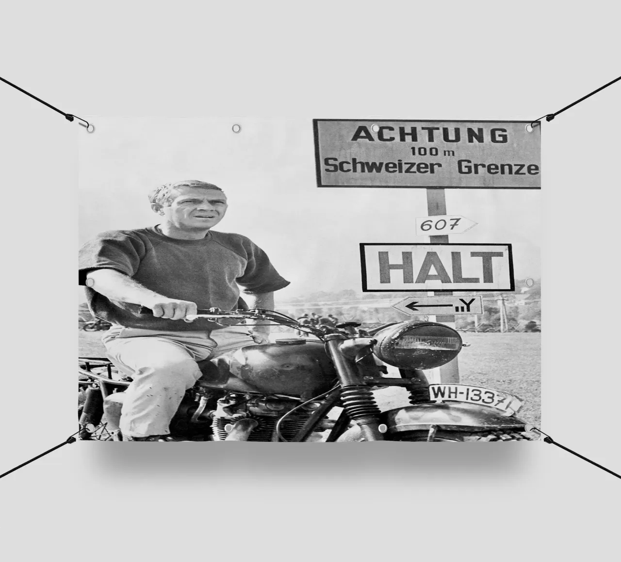 Steve McQueen in La grande fuga telo in pvc da April Lewis