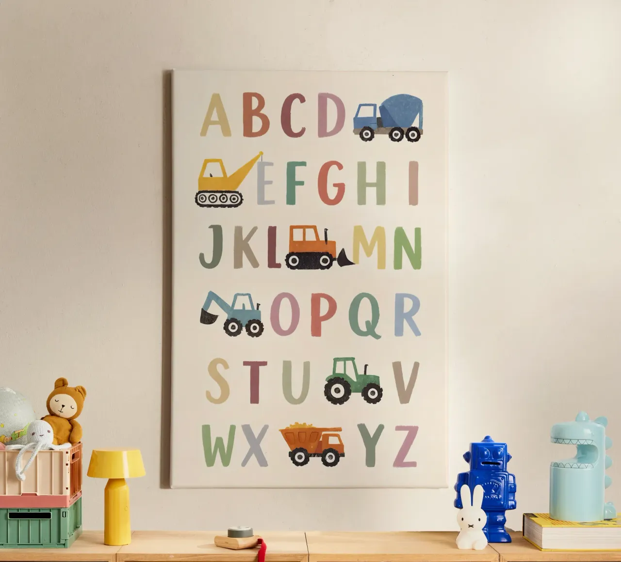 Póster ABC con vehículos de construcción - Abecedario infantil con vehículos lienzo con Marco flotante de KidzStudio