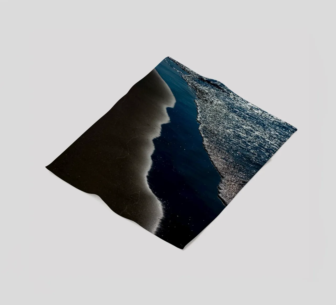 Mare #4 coperta in pile da Tal Paz-Fridman
