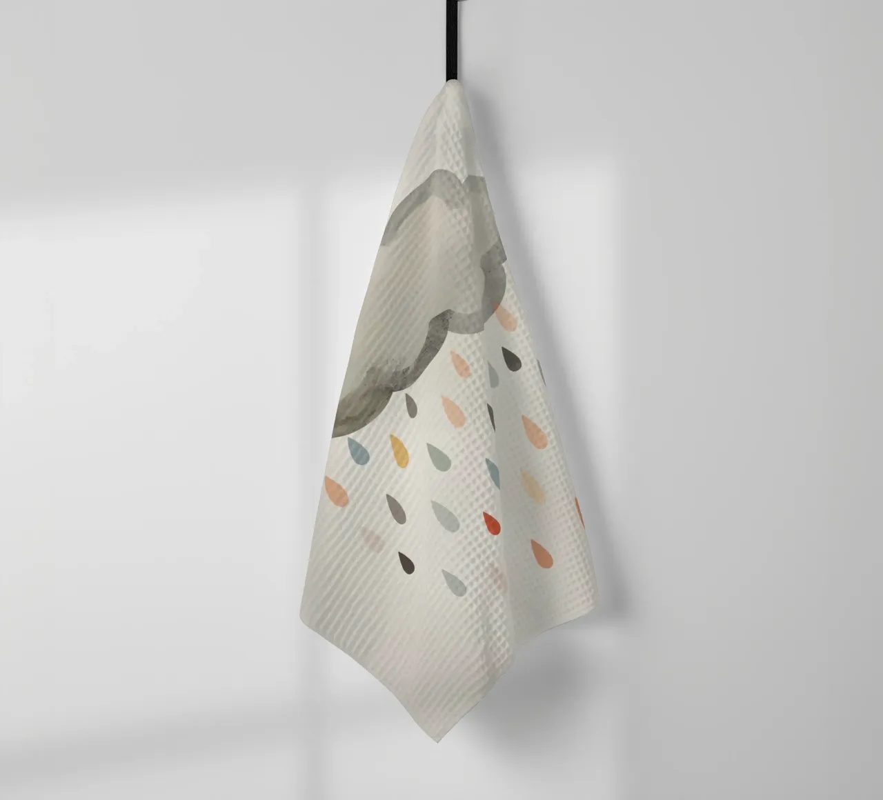 Nuvola con gocce di pioggia colorate canovaccio da cucina da DesignDoodle