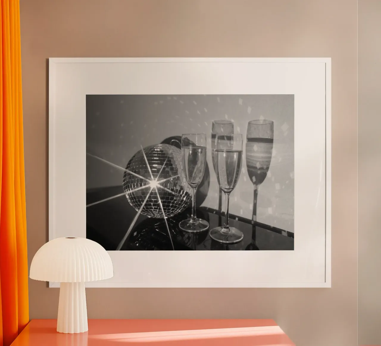 Bicchieri da discoteca con lenti retrò in bianco e nero carta hahnemühle da Dagmar Pels