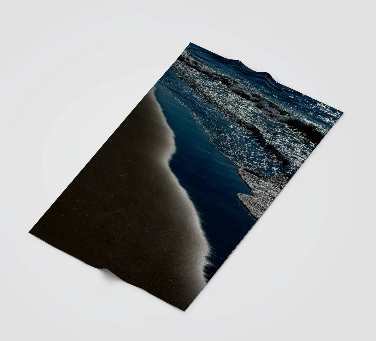 Mare #6 coperta in pile da Tal Paz-Fridman
