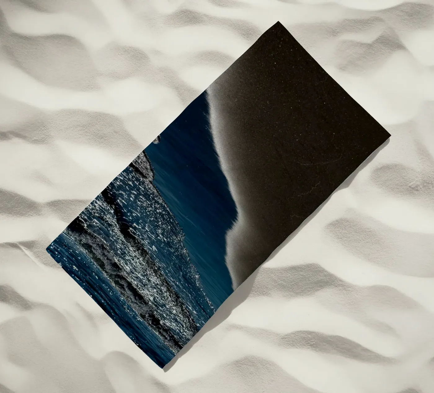 Seaside #6 telo mare da Tal Paz-Fridman