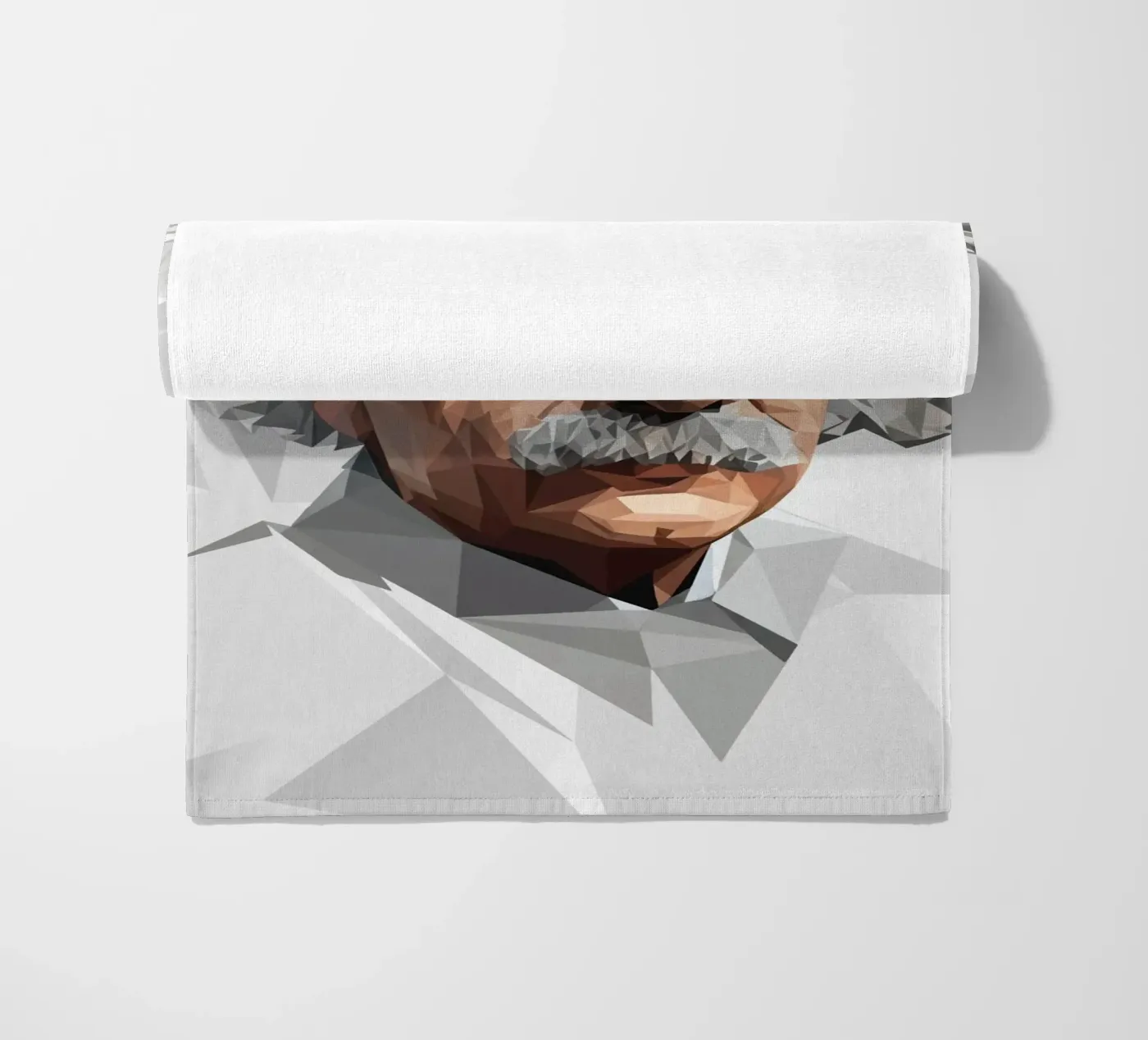Albert Einstein Lowpoly strandhanddoek van Low Profile