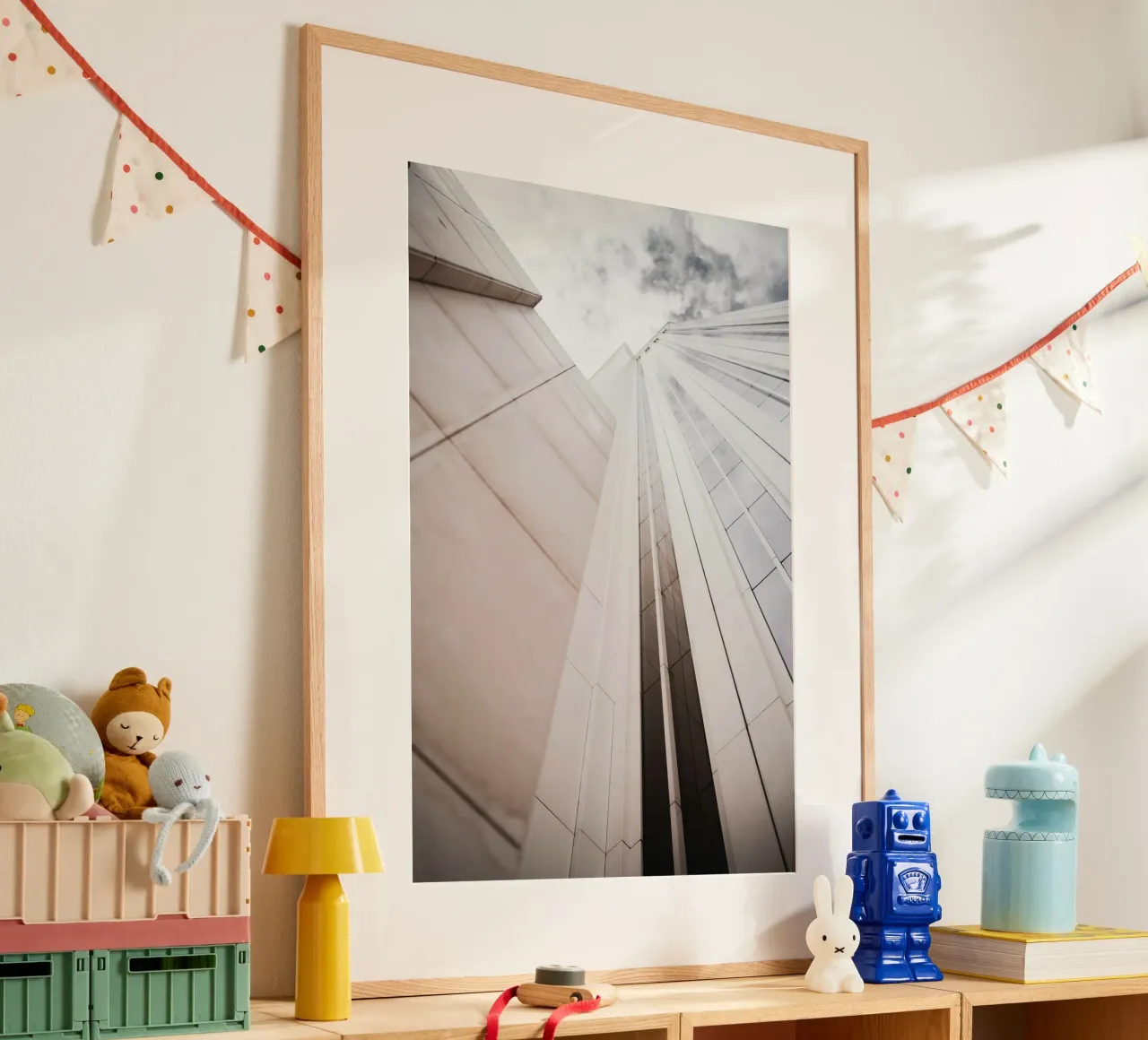 high skyscape building poster con telaio in legno da comura
