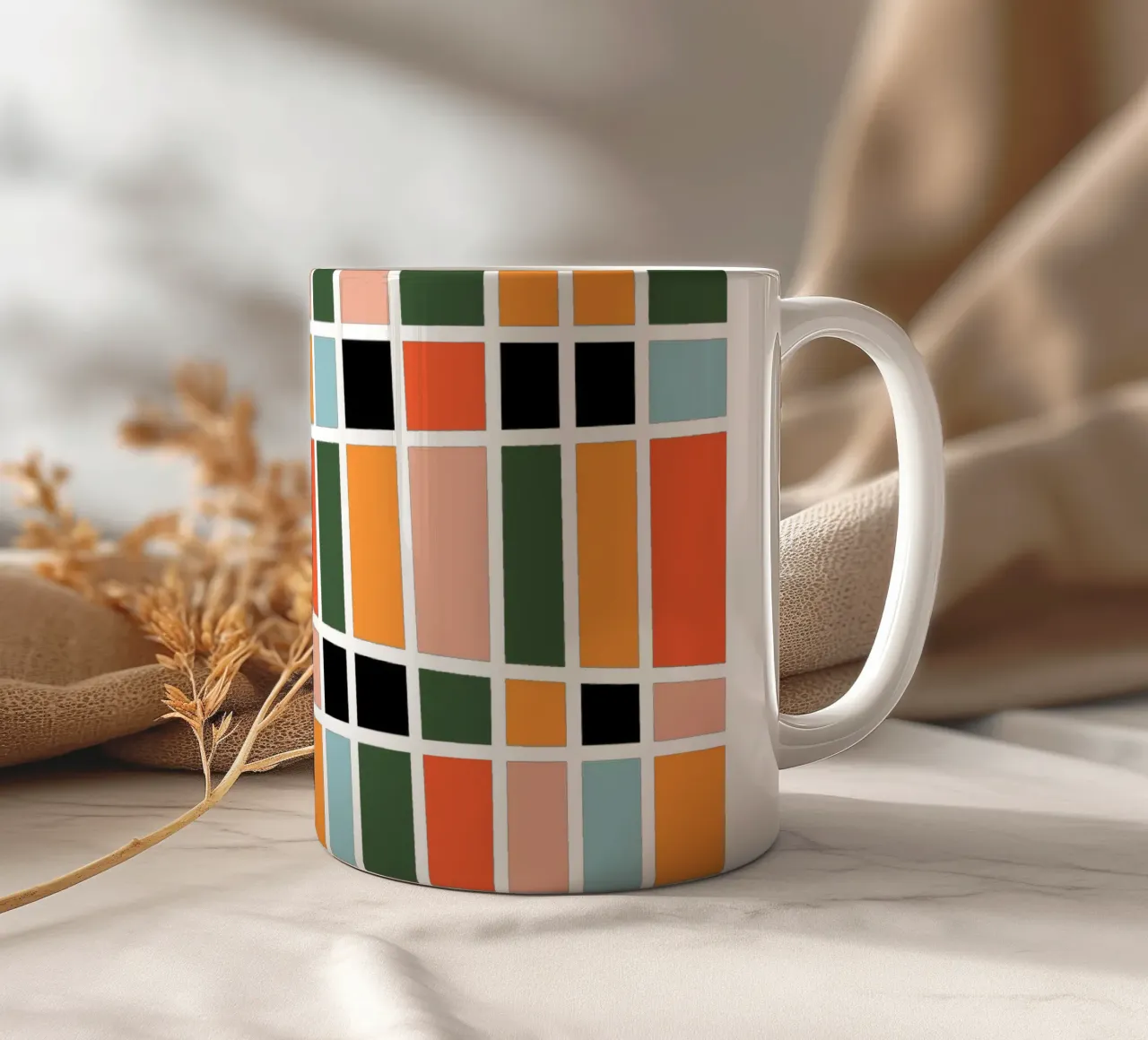Warm happy shapes tazza in ceramica da TijanaArtStudio88