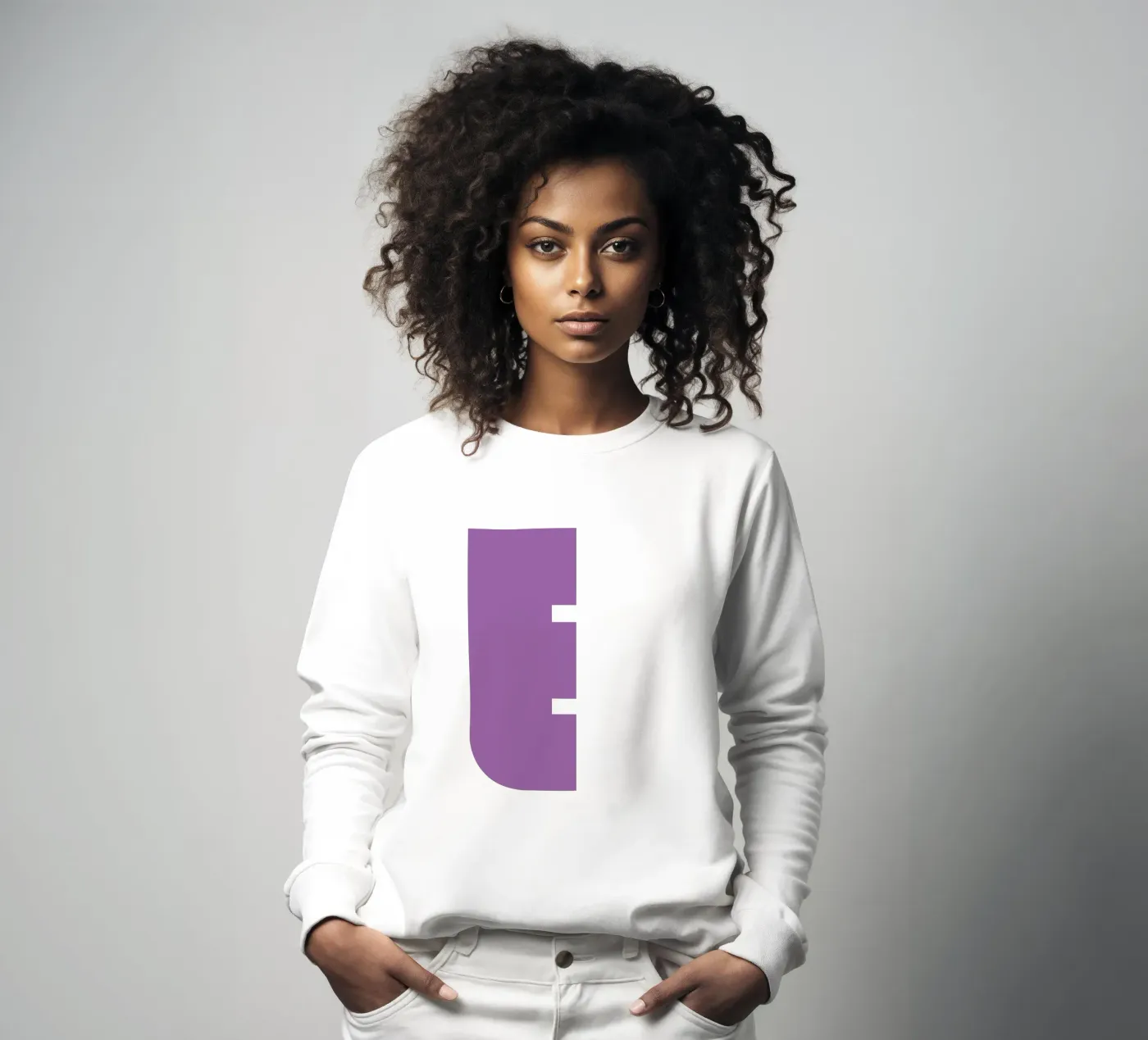 Buchstabe E felpa da DARIA IVANOVNA