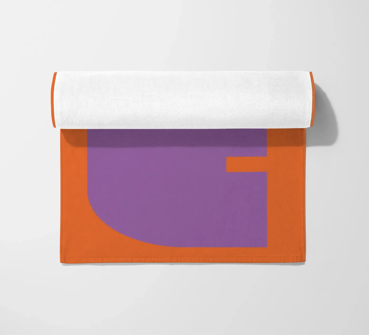 Buchstabe E telo mare da DARIA IVANOVNA