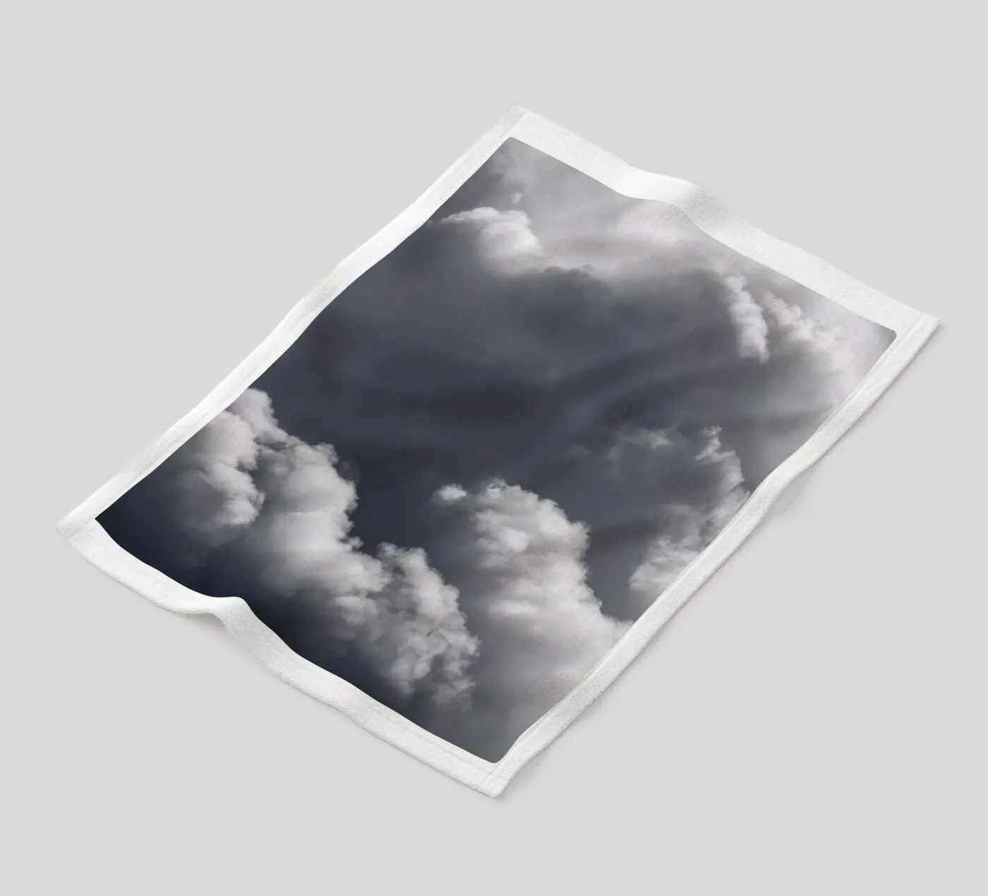 Clouds #5 fleecedeken van Tal Paz-Fridman