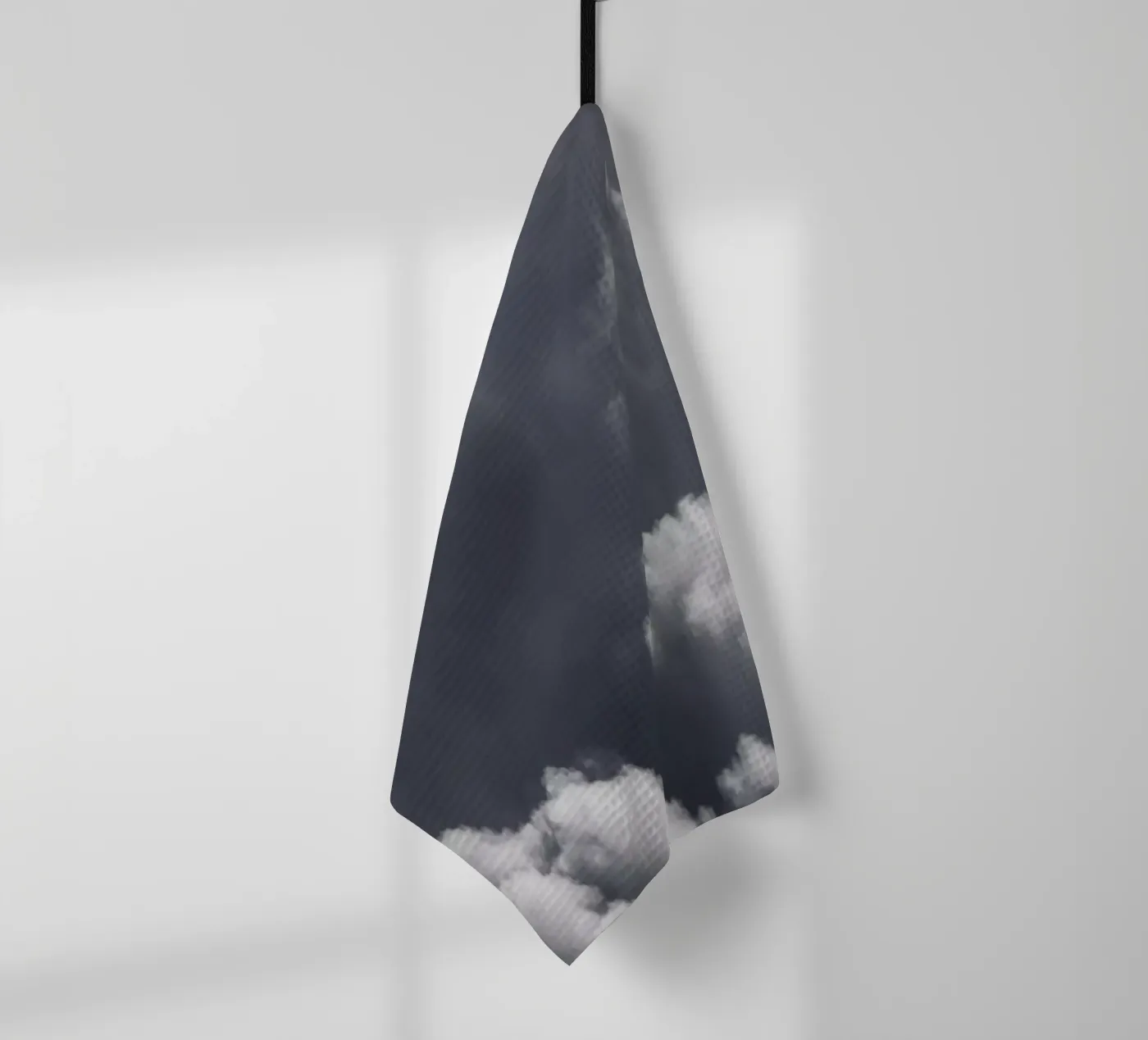 Clouds #5 Geschirrtuch von Tal Paz-Fridman