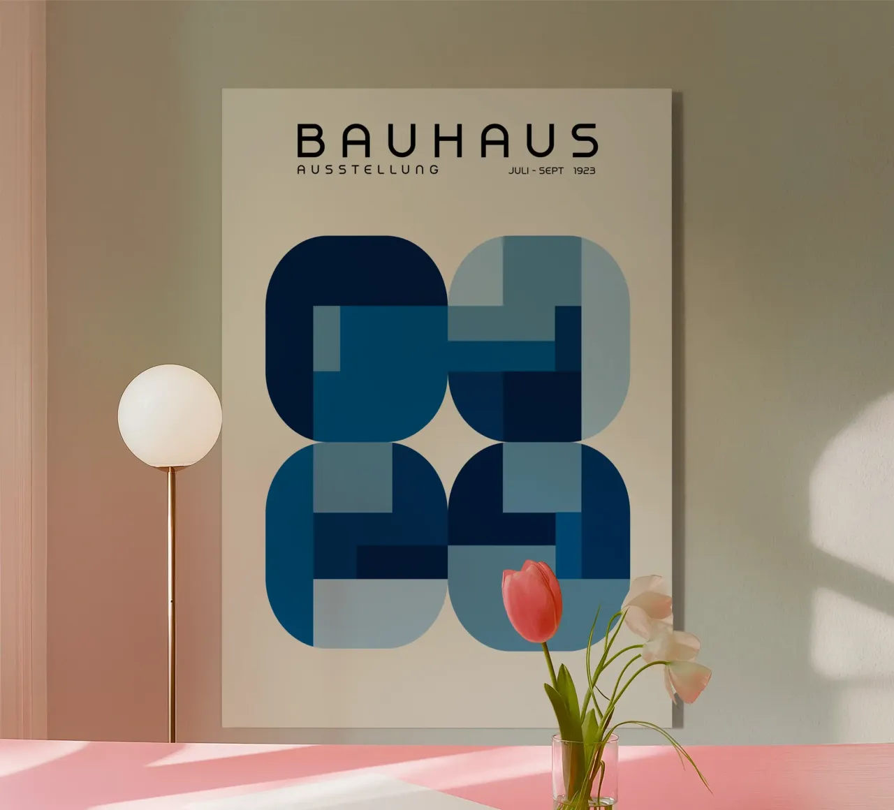 Poster per la mostra Bauhaus, quadrati geometrici astratti blu plexiglass da Grungeo