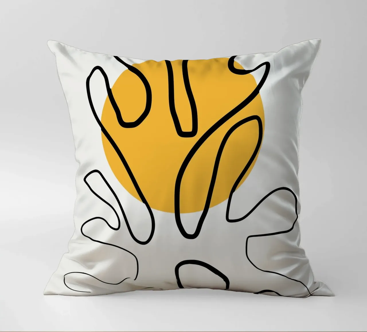 Giallo e linee artistiche 04 cuscino da Little Dean