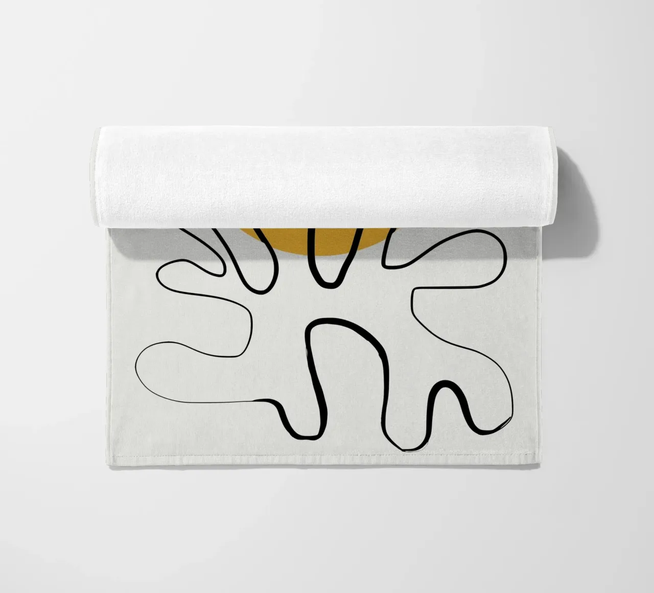 Giallo e linee artistiche 04 telo mare da Little Dean