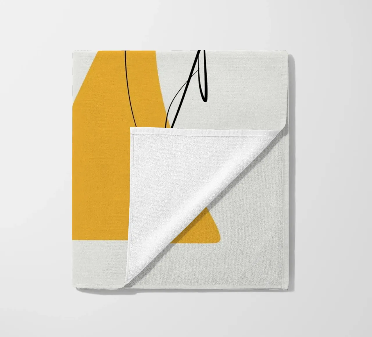 Giallo e linee artistiche 05 telo mare da Little Dean