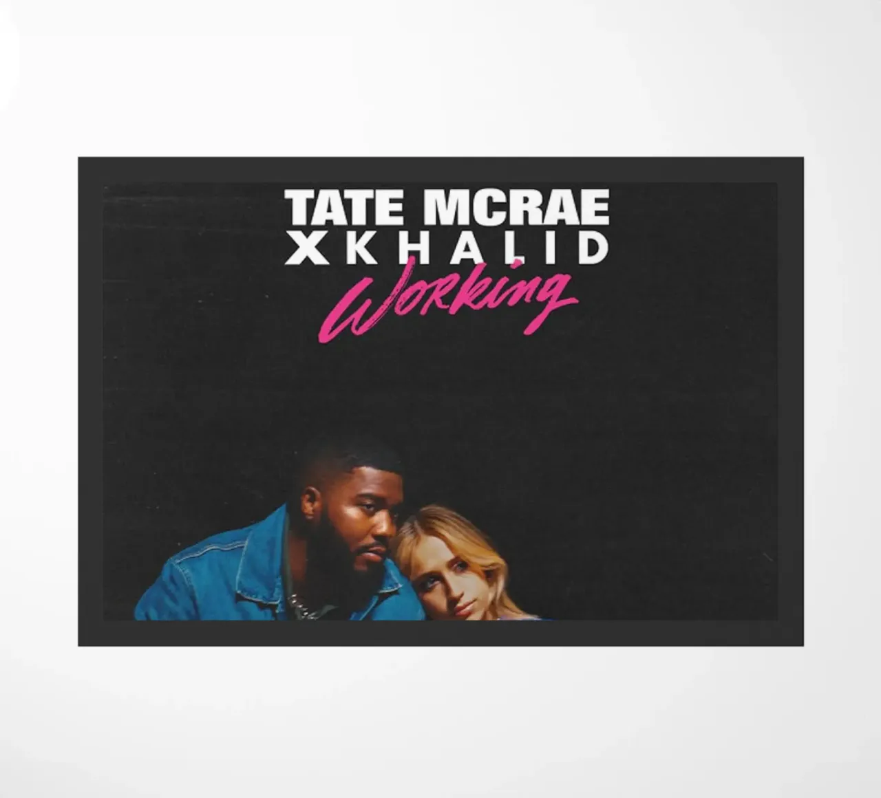 Tate McRae e Khalid zerbino da Theodore