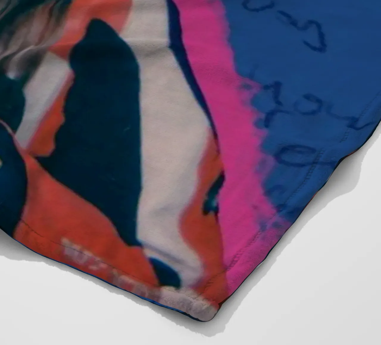 Tate McRae 2 coperta in pile da Theodore