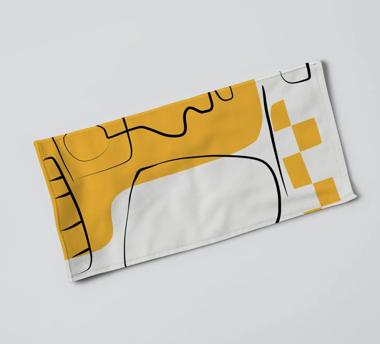 Giallo e linee artistiche 07 asciugamano da bagno da Little Dean