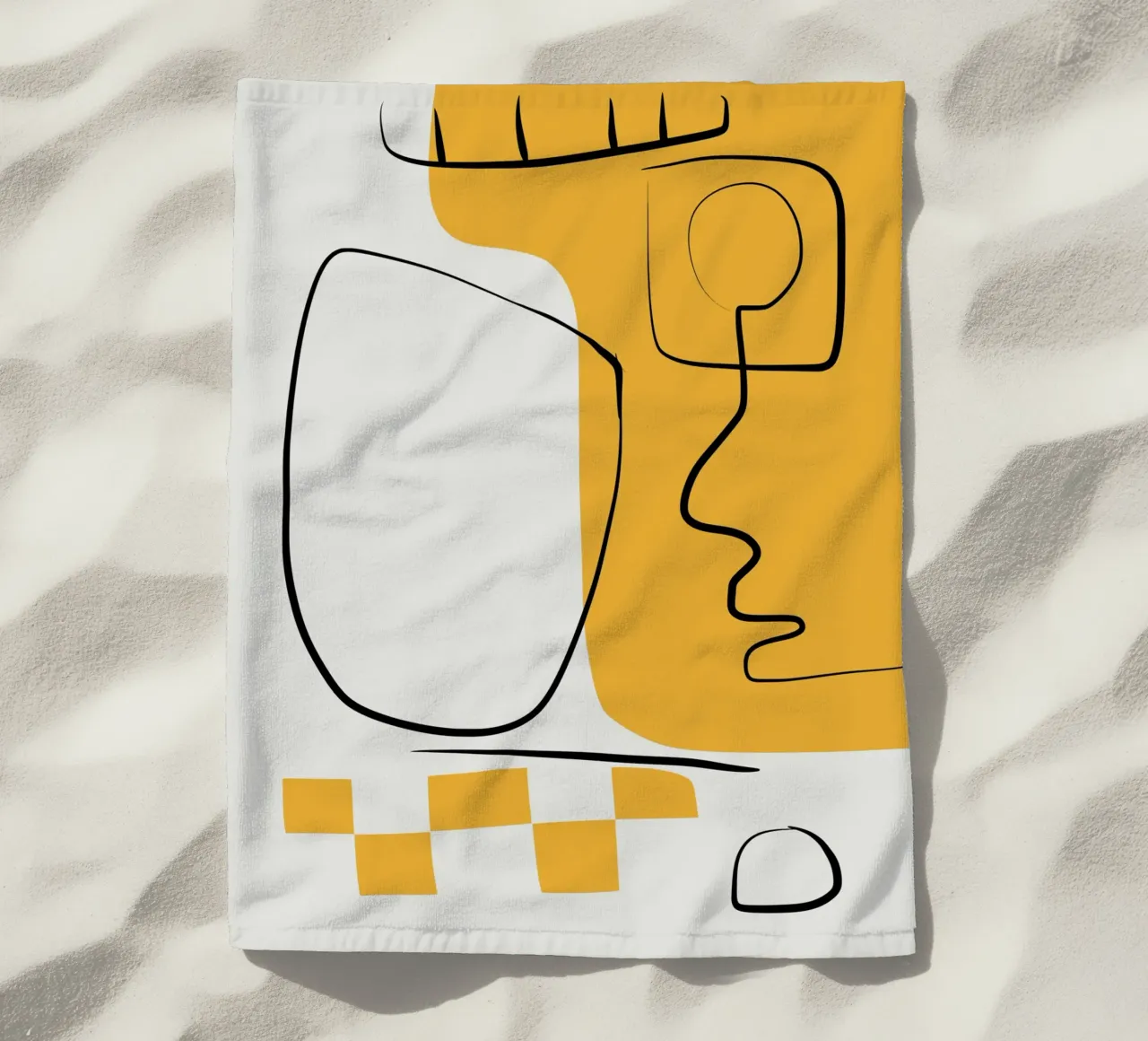 Giallo e linee artistiche 07 telo mare da Little Dean