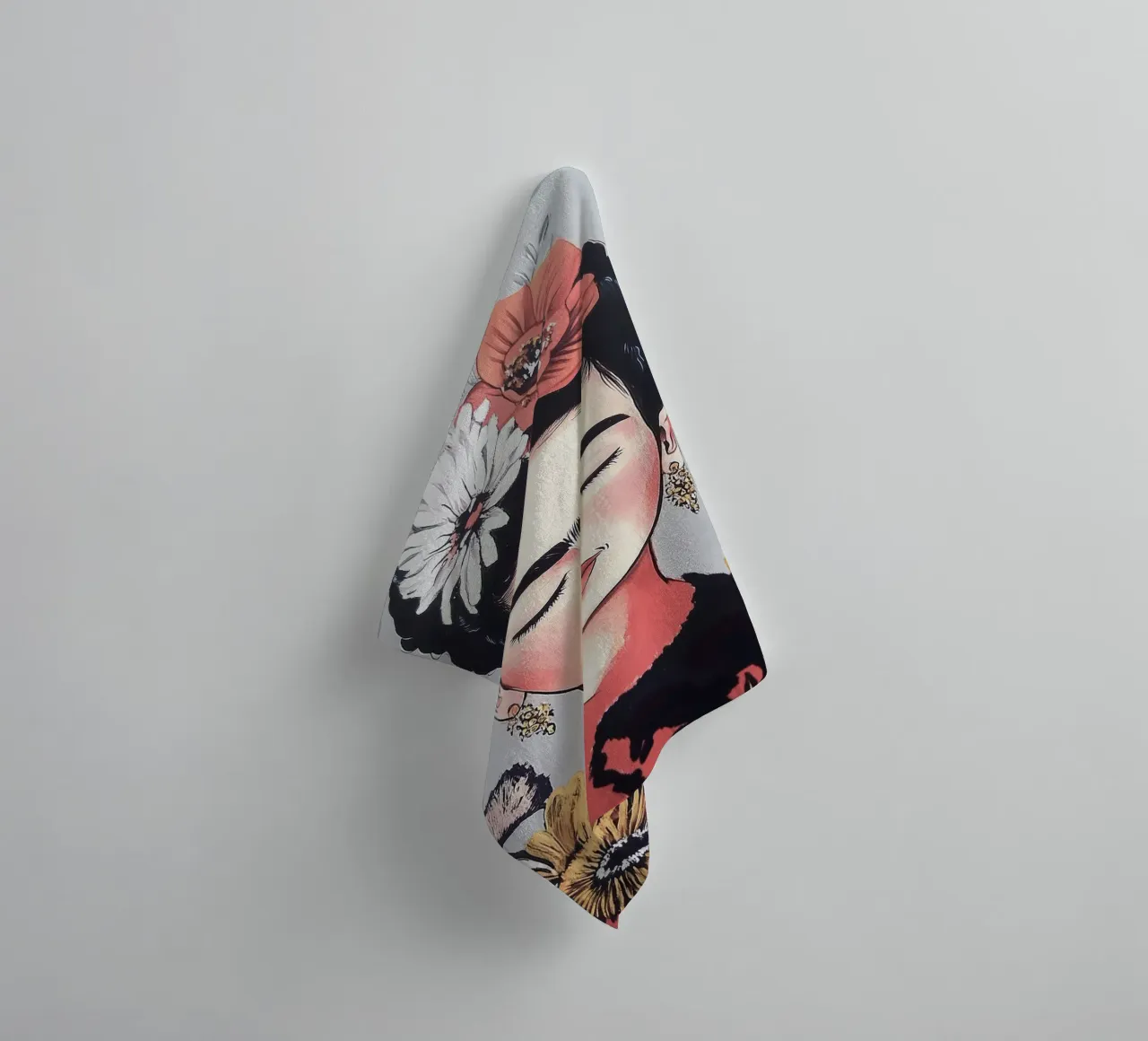 Frida Kahlo pastel bloemendroom badhanddoek van Carinaprint