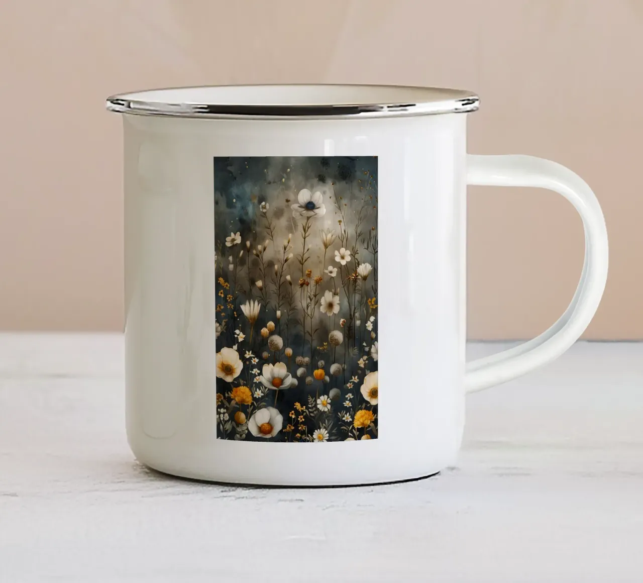 Un prato magico pieno di fiori tazza in smalto da Justyna Jaszke JBJart