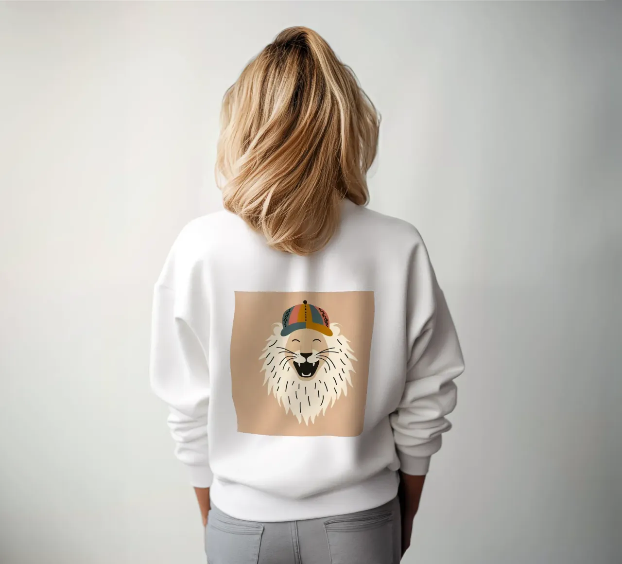 Leone boho felice con cappello felpa da KANESYAARTS