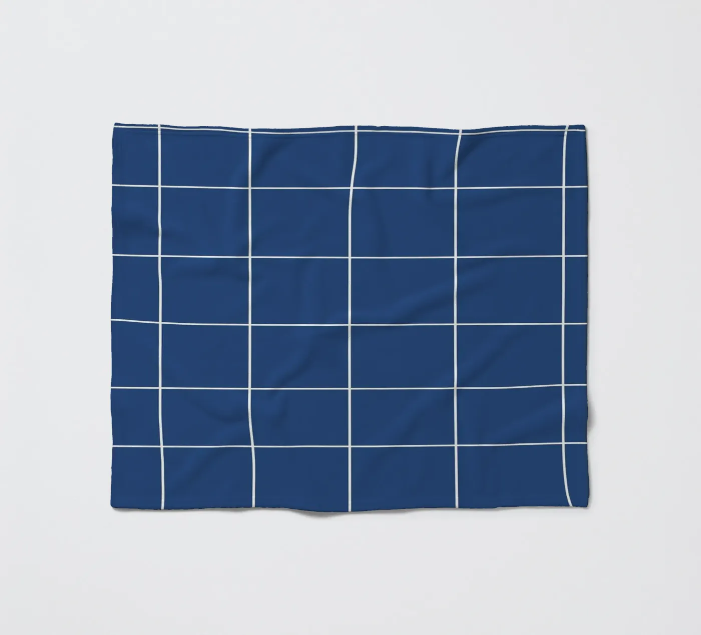 Blue grid Fleecedecke von TijanaArtStudio88