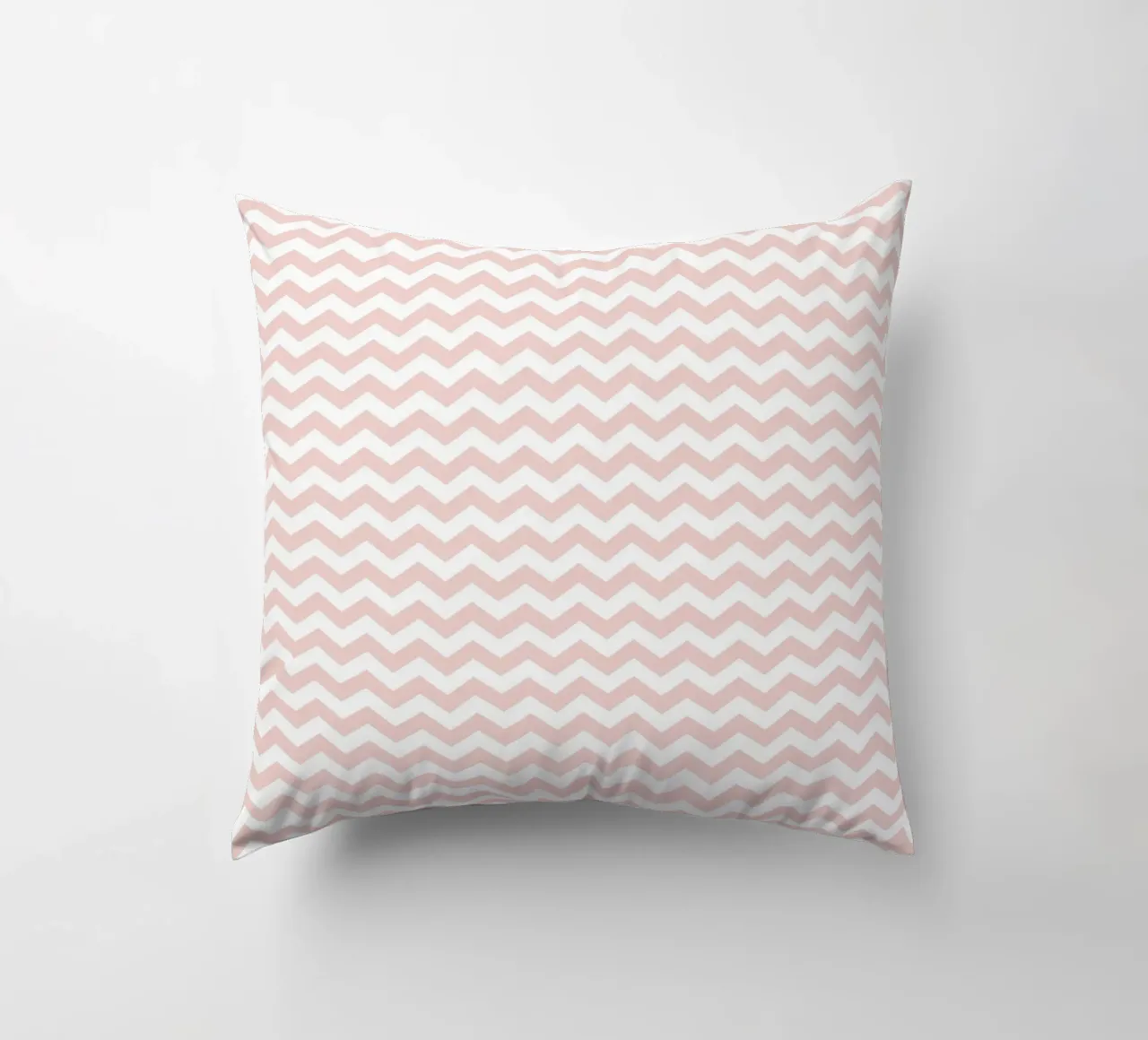 Minimalistisches einfaches Chevron-Muster | Staubiges Rosa und Weiß Kissen von Beauty in Simplicity