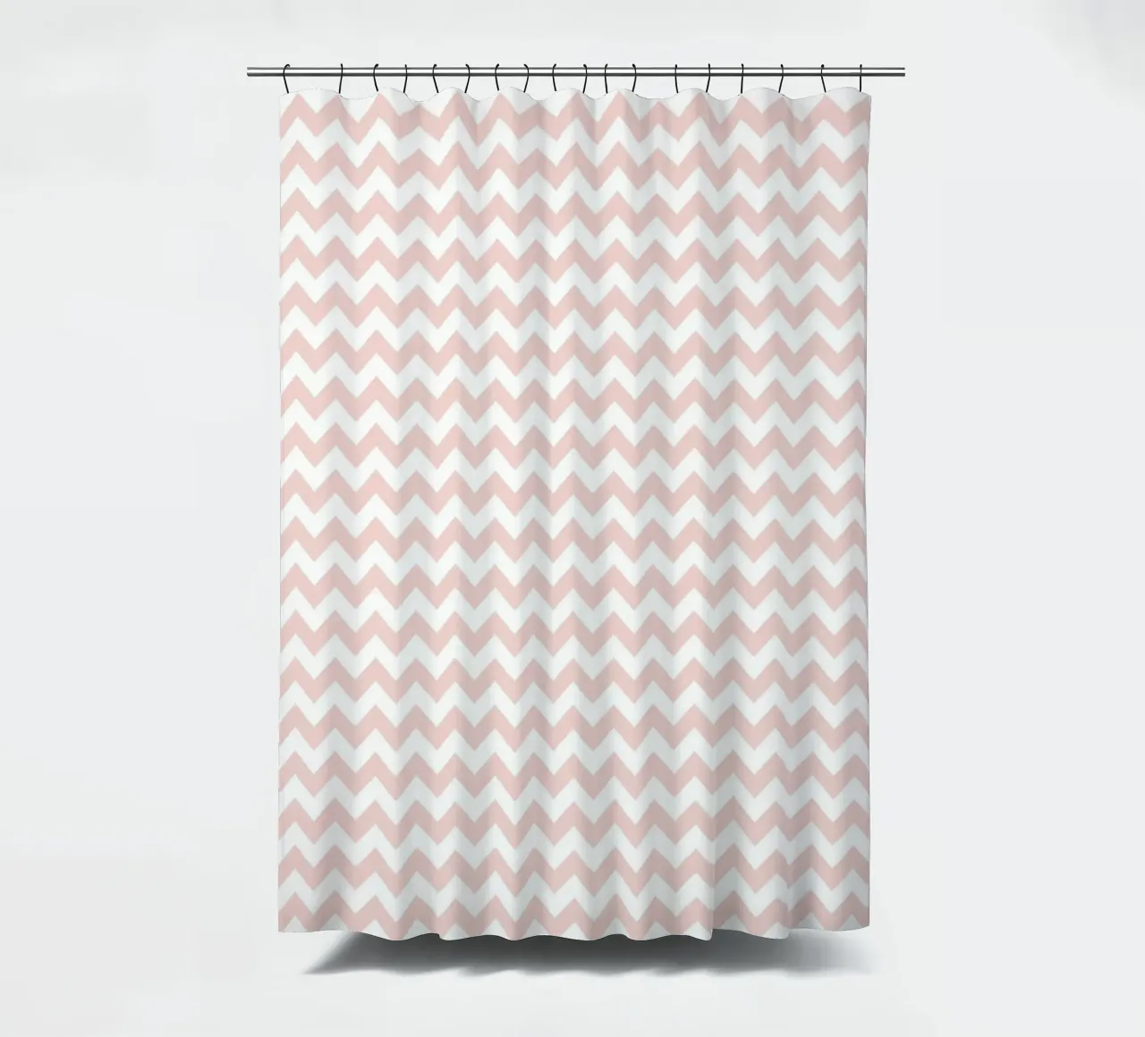 Minimal Basic Simple Chevron Pattern | Dusty Pink and White (Rosa e Bianco) tenda da doccia da Beauty in Simplicity