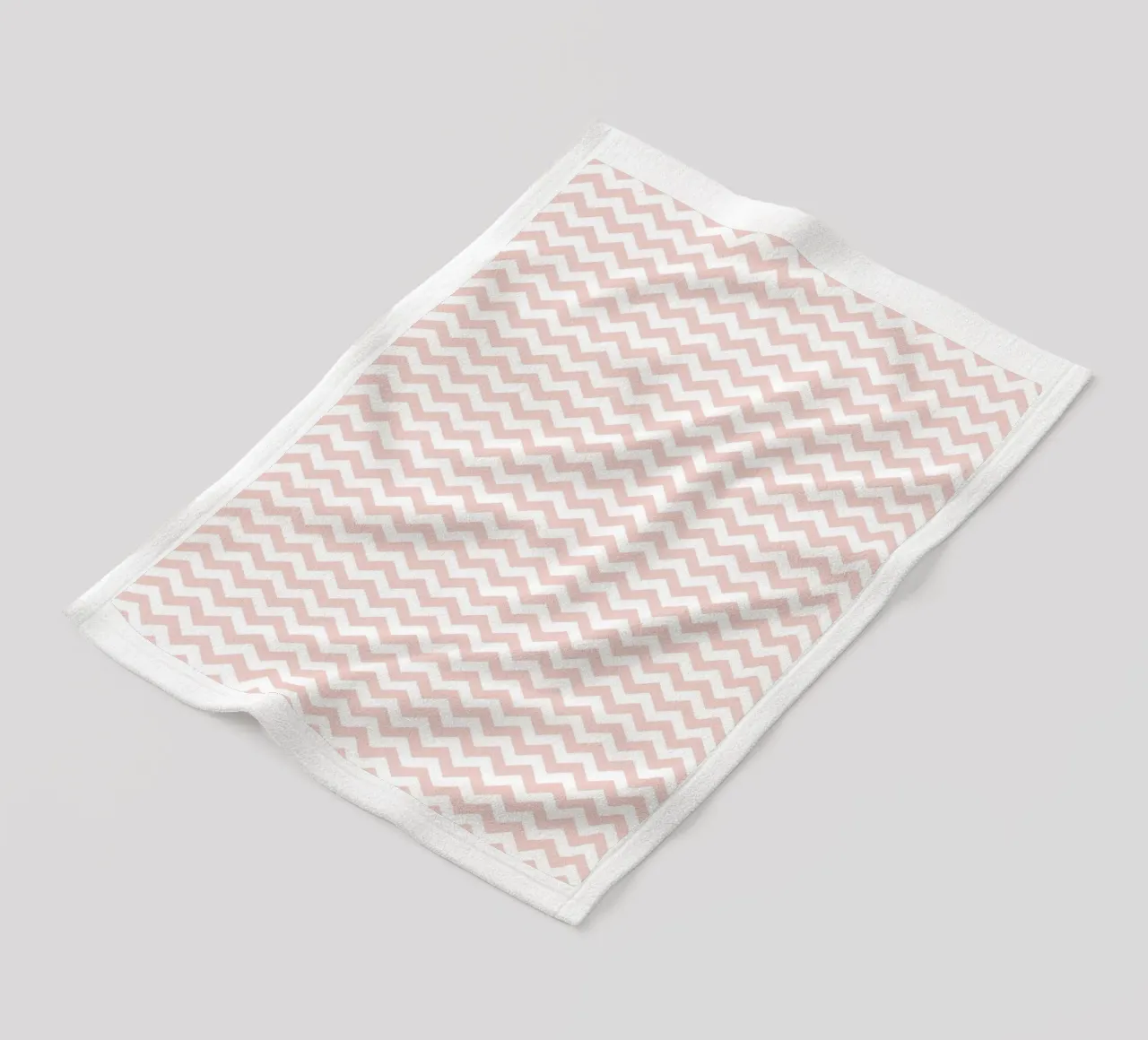 Minimal Basic Simple Chevron Pattern | Dusty Pink and White (Rosa e Bianco) coperta in pile da Beauty in Simplicity