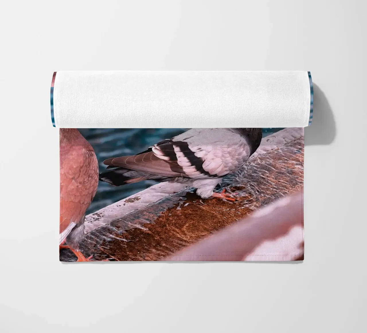 Messaggero di pace telo mare da Nature's Palette