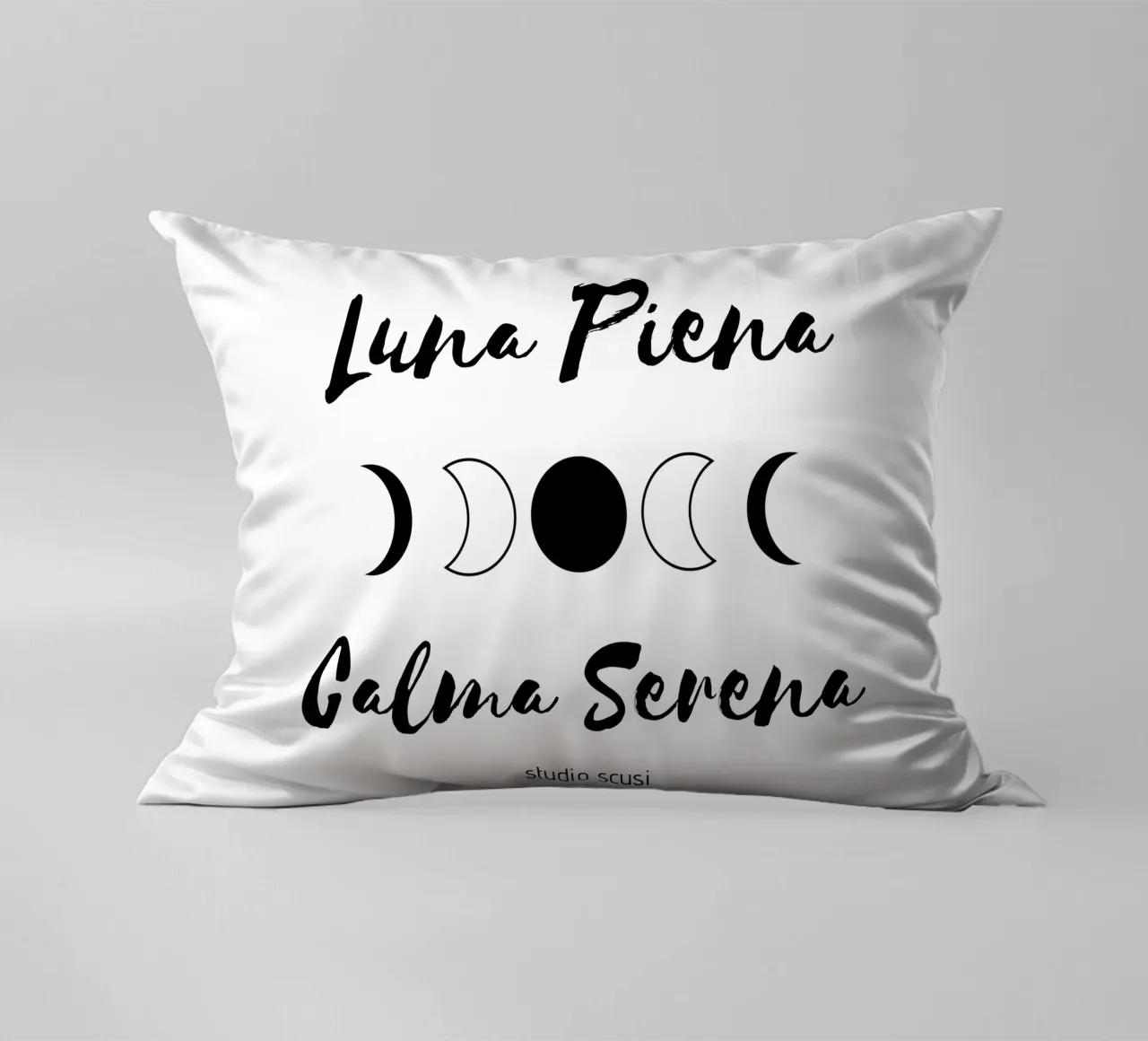 Luna Piena Calma Serena by studio scusi cuscino da studio scusi