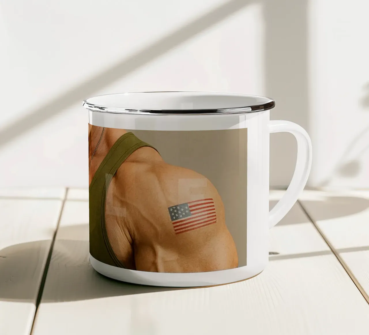 army tazza in smalto da https://www.juniqe.com/creator-suite/