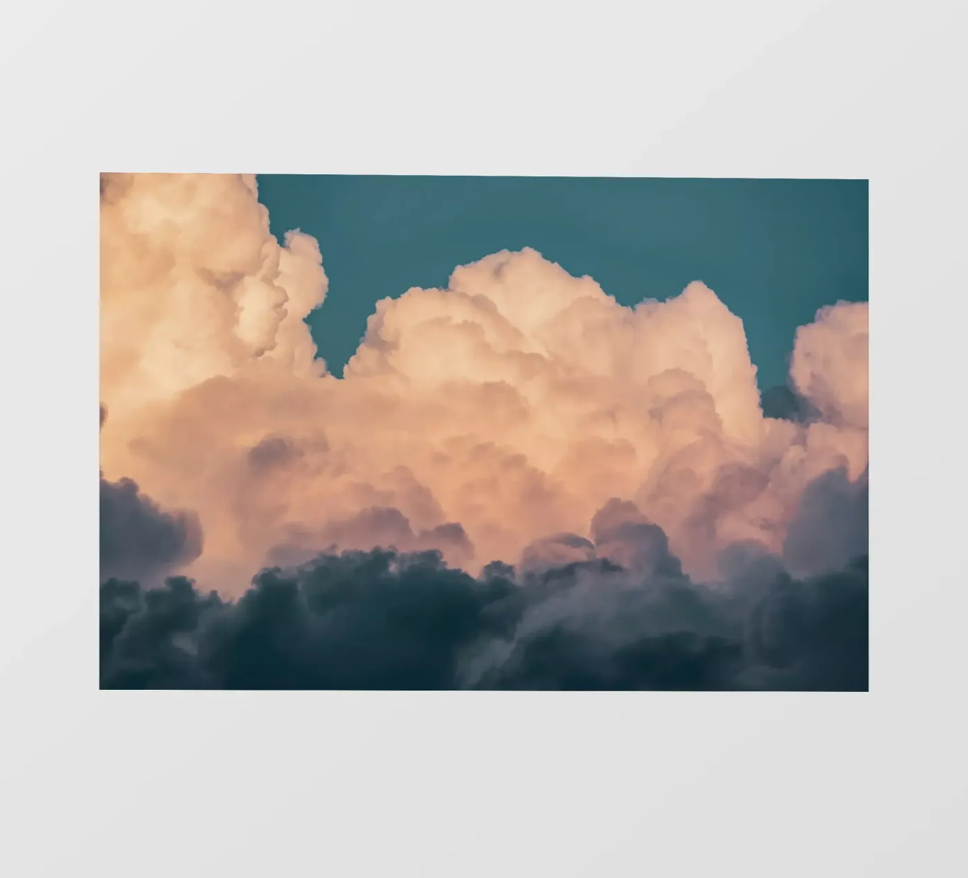 Clouds #8 backlit folie van Tal Paz-Fridman