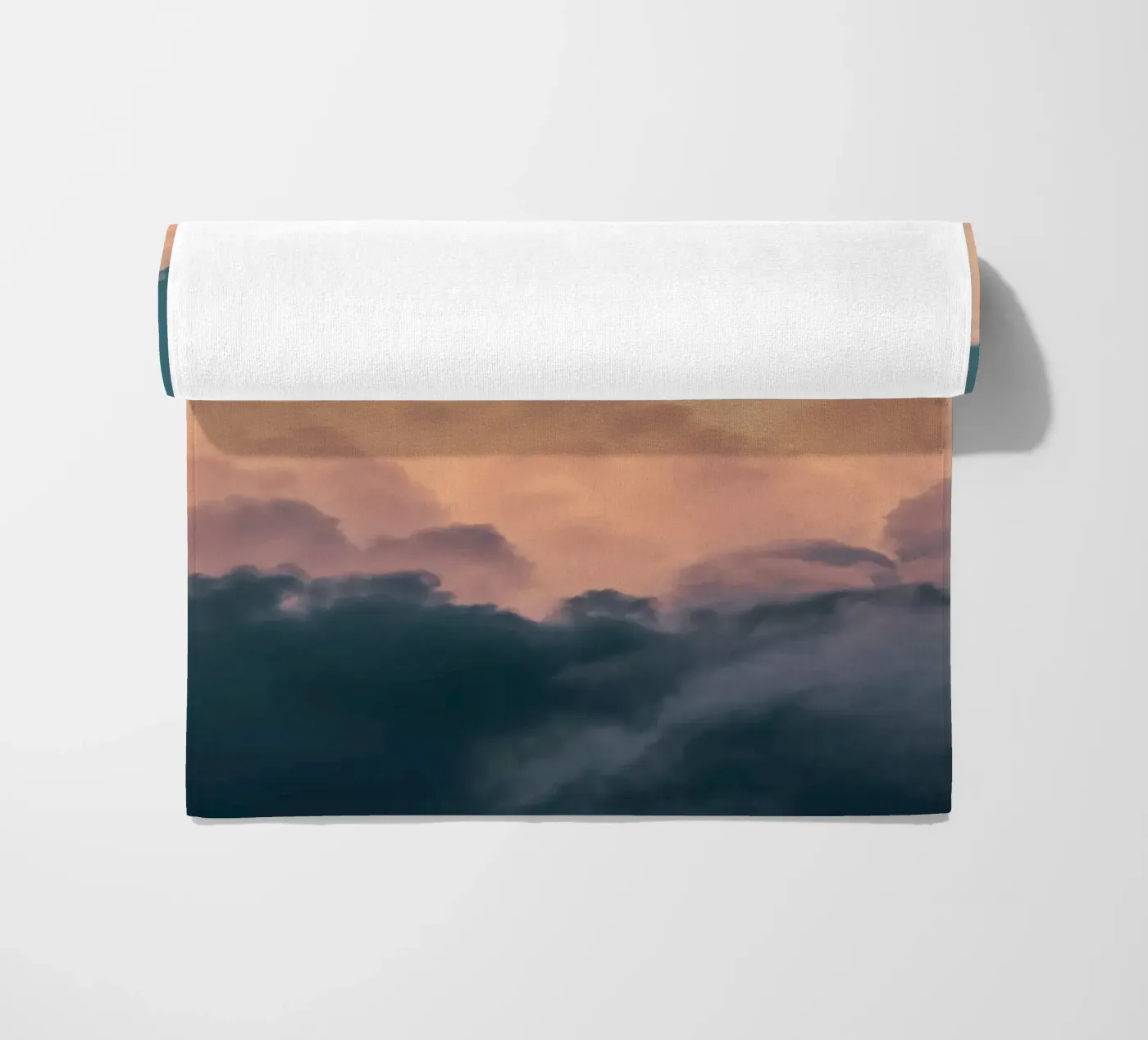 Clouds #8 Strandtuch von Tal Paz-Fridman