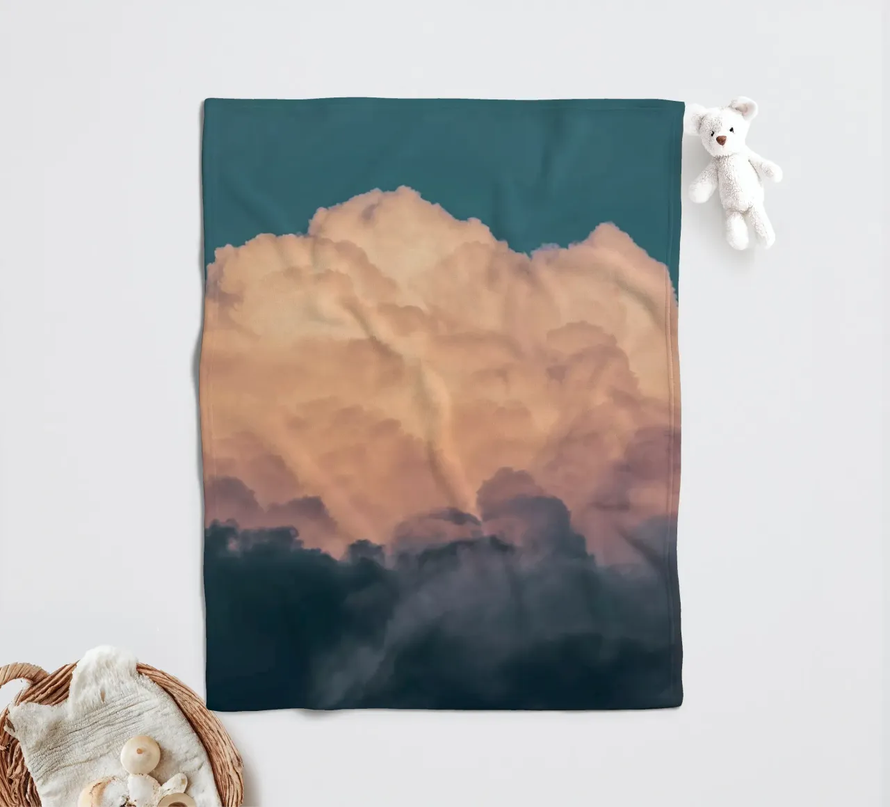 Clouds #8 Fleecedecke von Tal Paz-Fridman