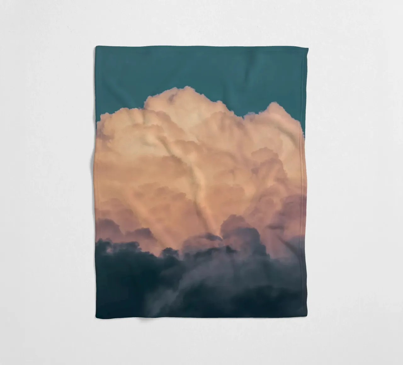 Clouds #8 Fleecedecke von Tal Paz-Fridman