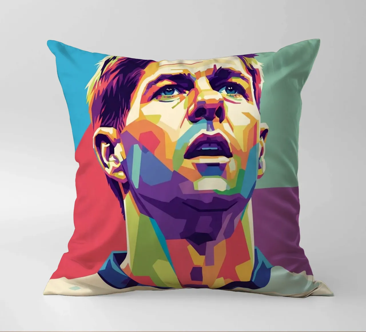 Ritratto pop art di Steven Gerrard cuscino da Hantamrata
