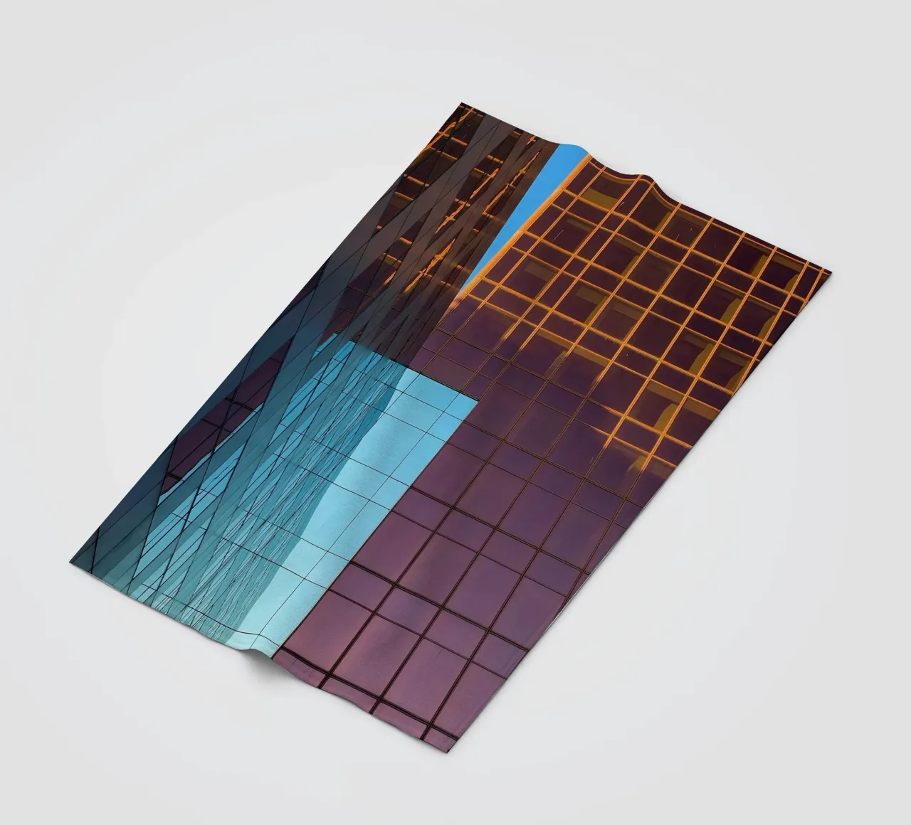 mirror the building coperta in pile da comura