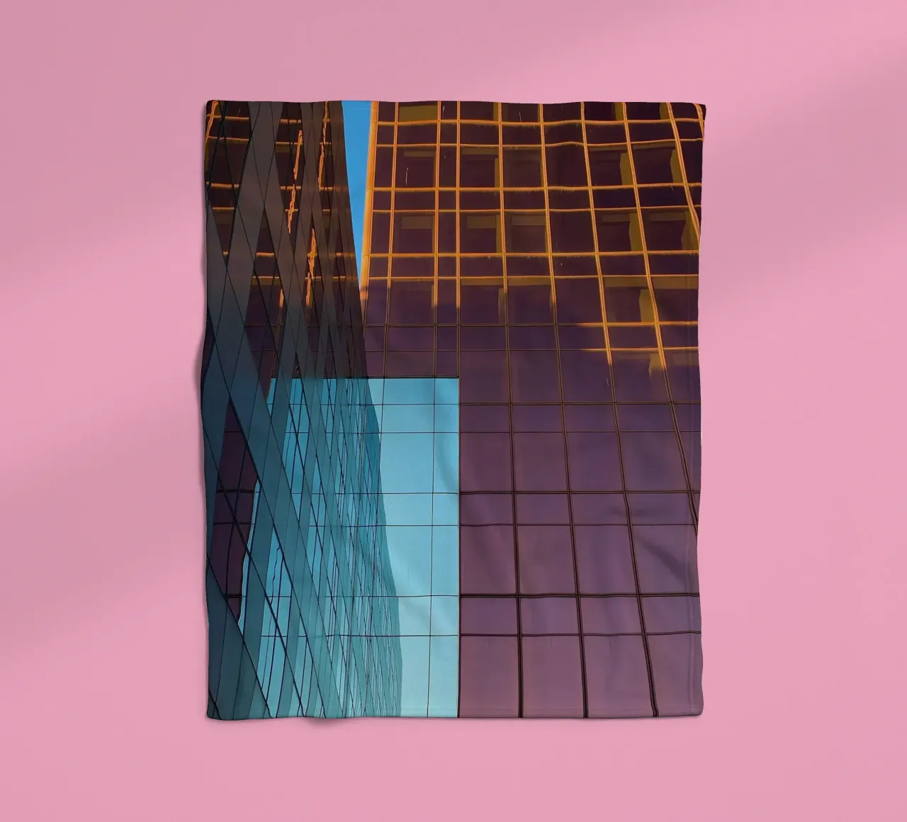 mirror the building coperta in pile da comura