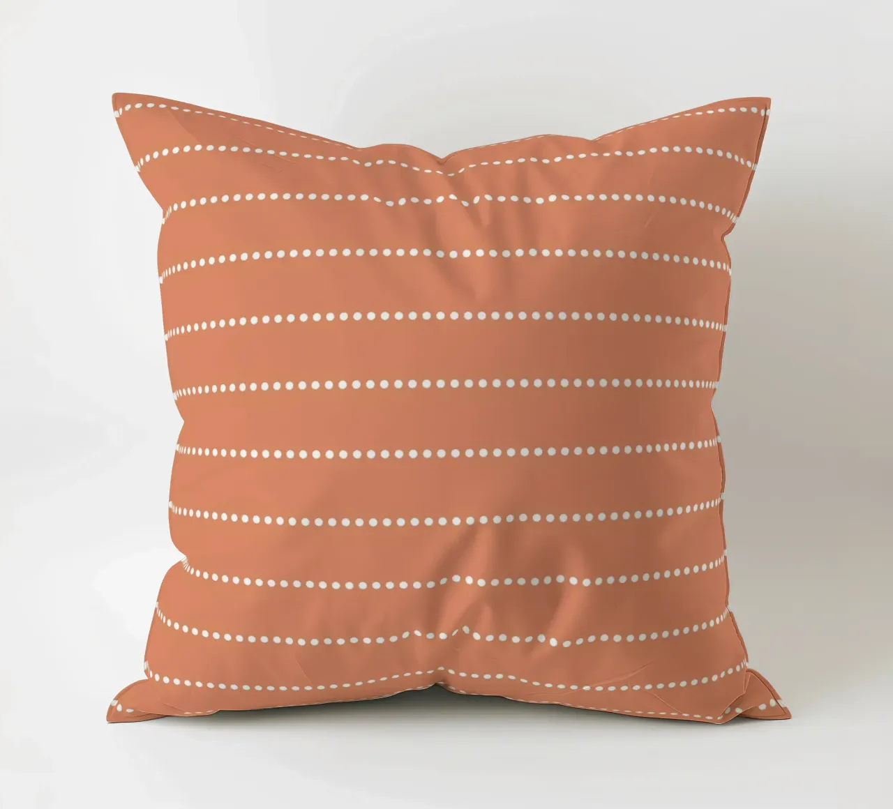Minimal scandinavo a righe punteggiate | Arancione terracotta cuscino da Beauty in Simplicity