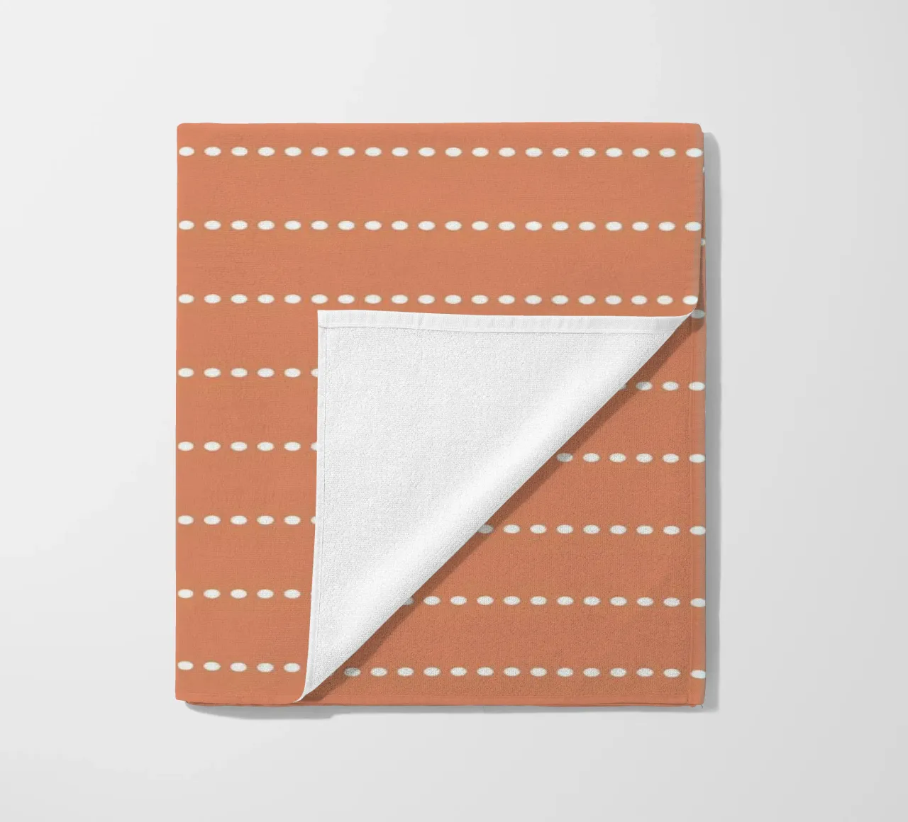 Minimal scandinavo a righe punteggiate | Arancione terracotta telo mare da Beauty in Simplicity