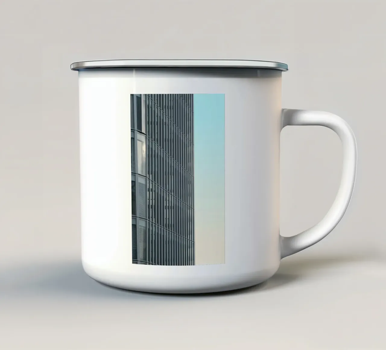 building in afternoon sky tazza in smalto da comura