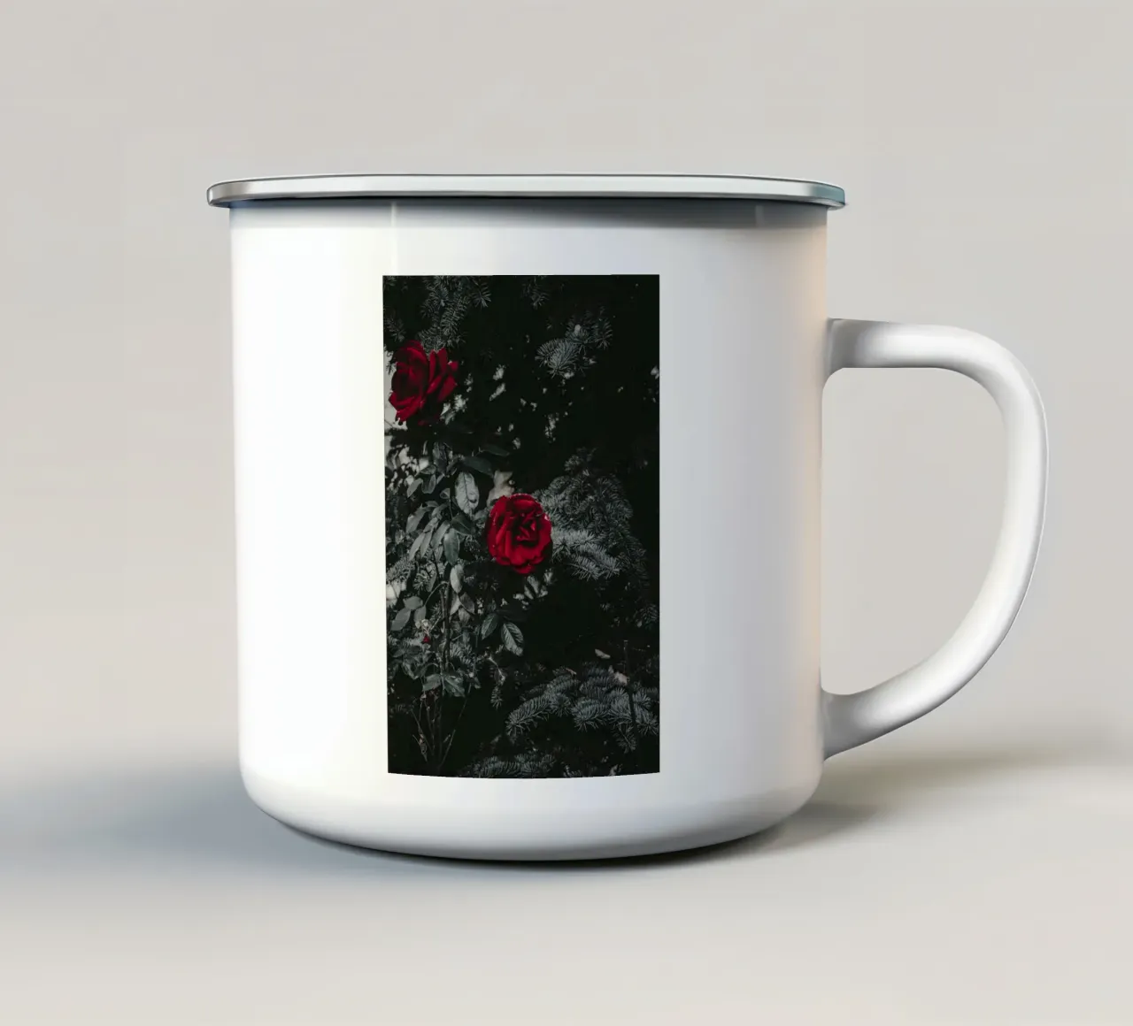 red rose in black shade tazza in smalto da comura