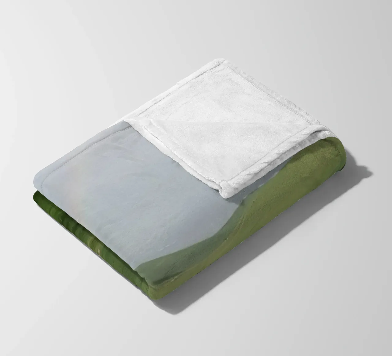 Colline verdi con arcobaleno e rocce coperta in pile da DesignDoodle