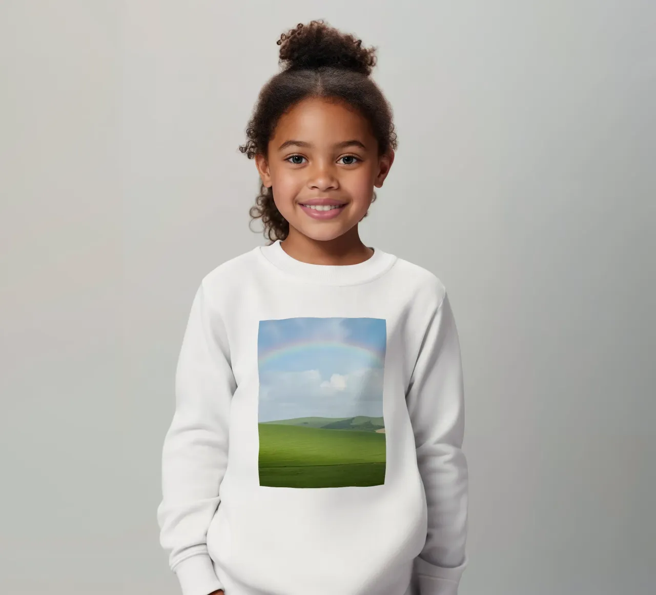 Colline verdi con arcobaleno felpa bambino da DesignDoodle