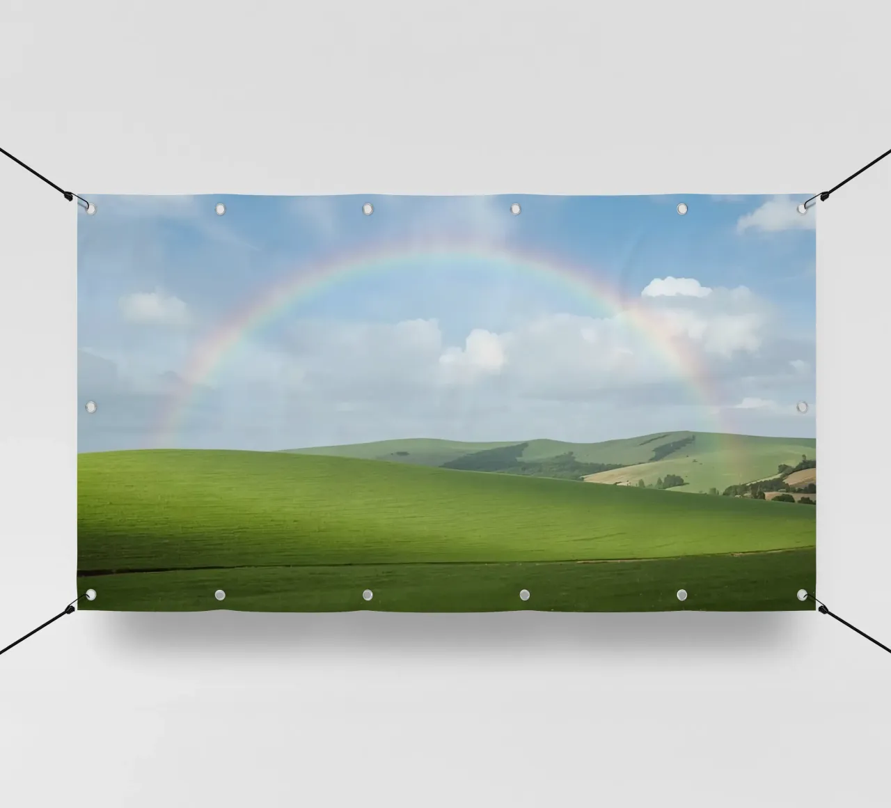 Colline verdi con arcobaleno telo in pvc da DesignDoodle