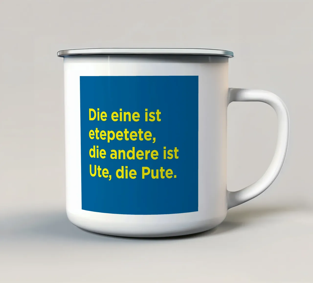 Ute, die Pute. tazza in smalto da Art Fart